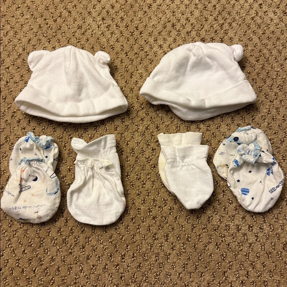 ⚠️White and Cream Baby Hat, Mittens & Socks Set for Newborn Baby⚠️
